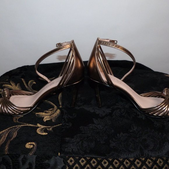NWOT Size 5.5 Vintage Style - Bronze Chinese Laundry LA High Heels - Picture 4 of 4